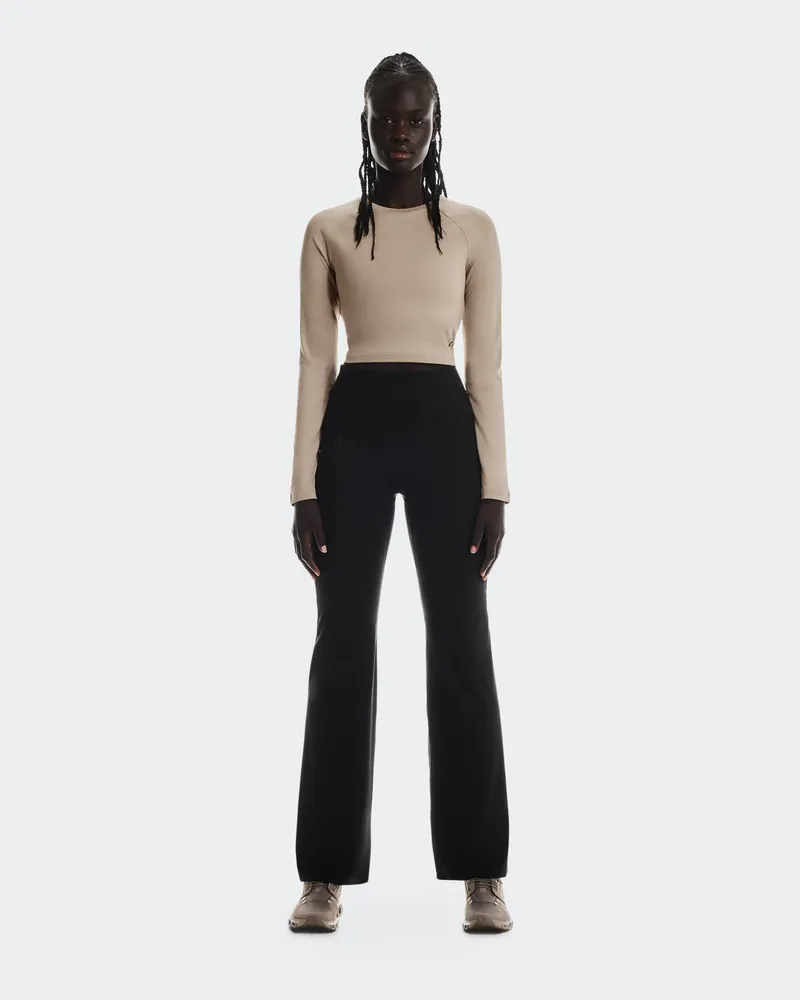 ON Studio Lg-T Crop Beige