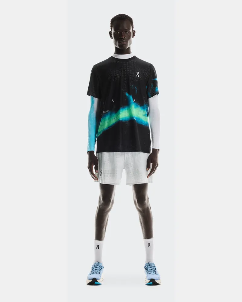 ON Pace Mesh Shorts Glacier