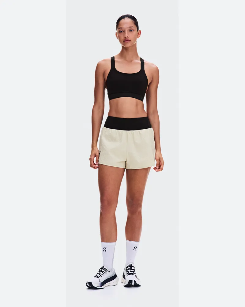 ON Performance Volt Shorts Beige