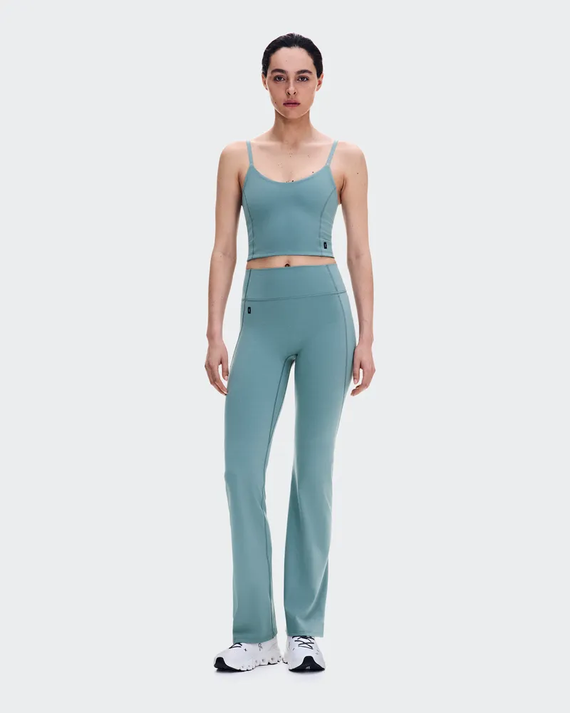 ON Studio Crop Blue