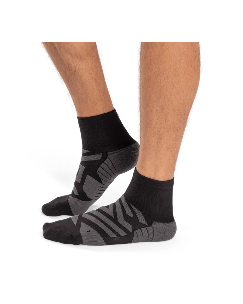 ON Performance Mid Sock Black