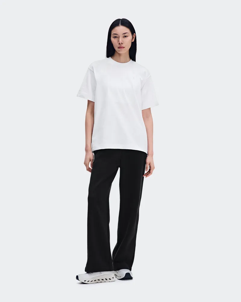 ON Club Collective-T Runner White