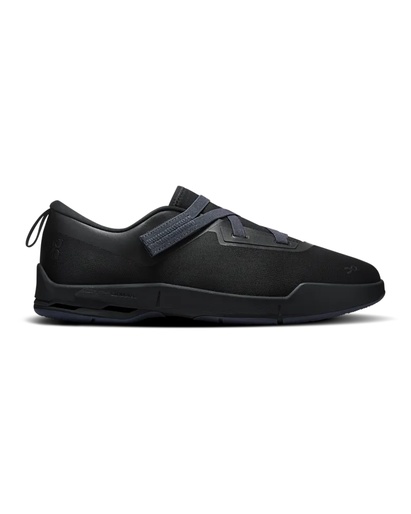 ON Cloudnova Mo Black