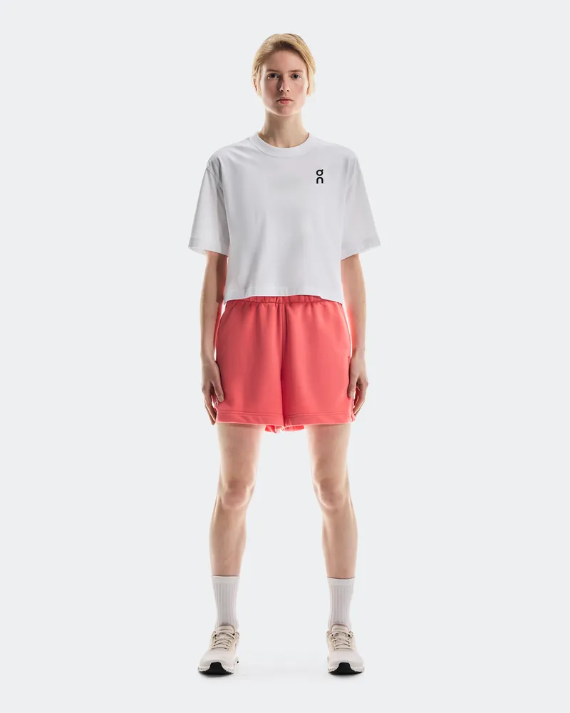 ON Club Shorts Red