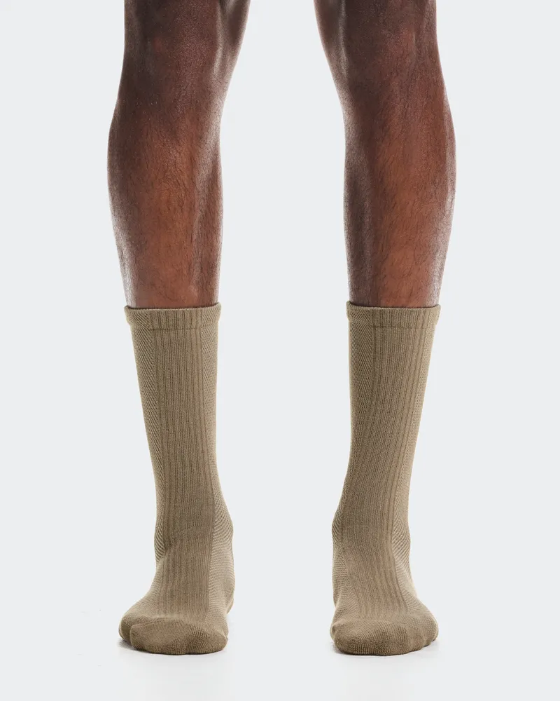 ON Hybrid Sock High 2P Beige