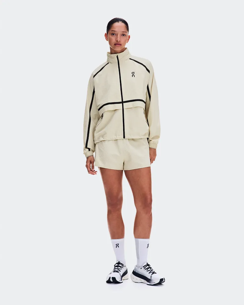 ON Performance Volt Jacket Beige