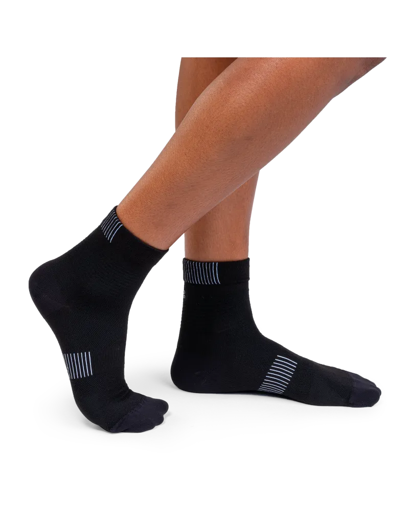 ON Ultralight Mid Sock Black