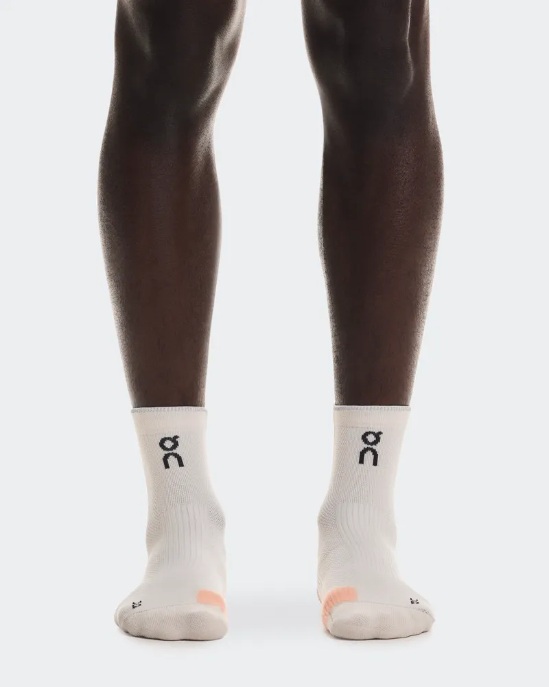 ON Performance Run Sock Mid Beige