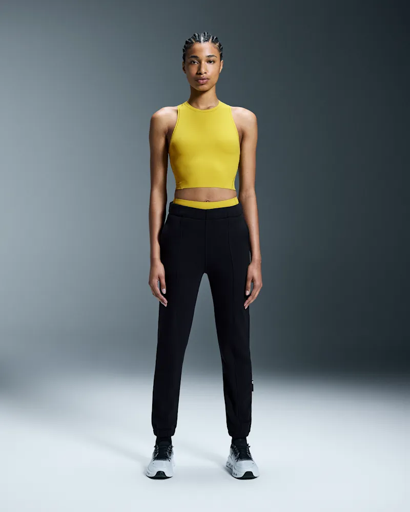 ON Movement Crop Gecko