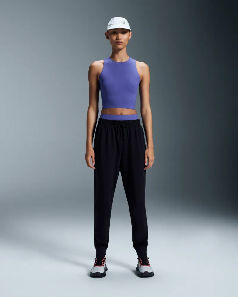 ON Movement Crop Iris