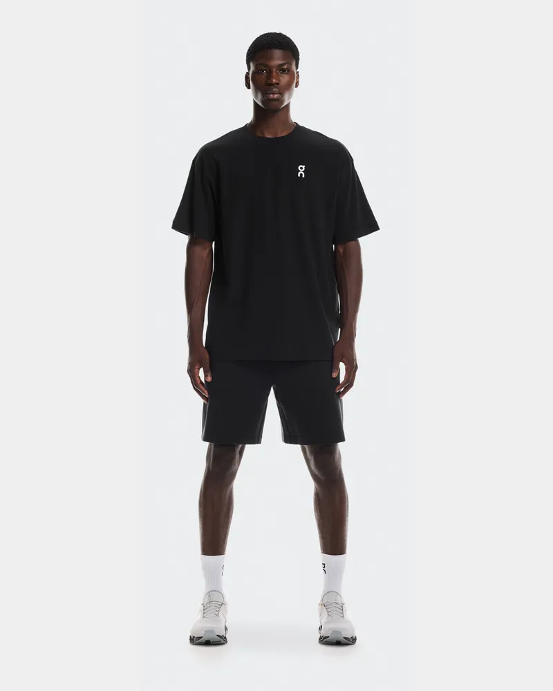 ON Focus Tech Shorts Black