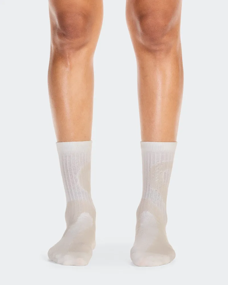 ON Liquid Logo Sock High 2P Beige