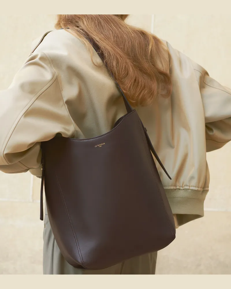 Le Tanneur Mittelgroße Hobo-Tasche Céleste aus Glattleder Braun