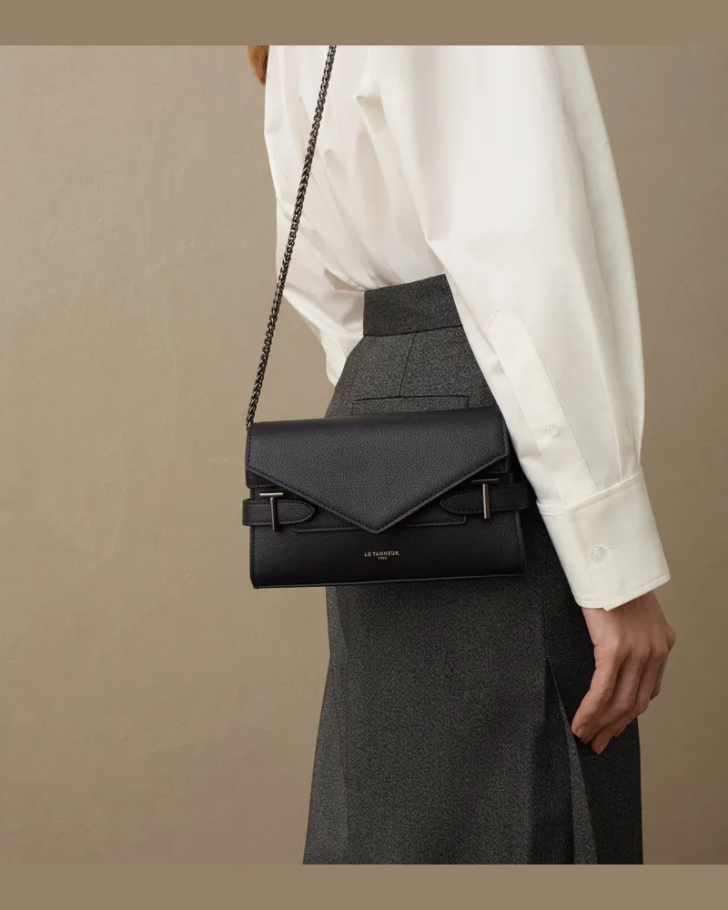 Le Tanneur Kleine Handtasche mit Doppelklappe Emilie aus genarbtem Leder Black