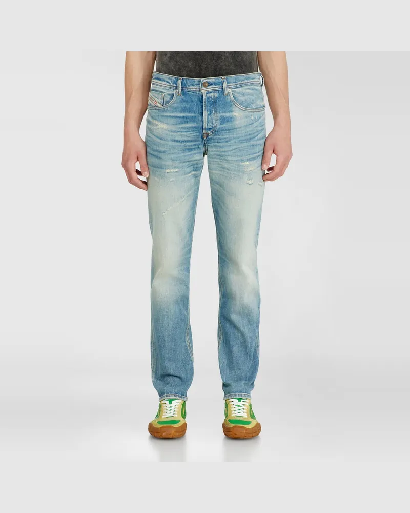 Diesel Regular Jeans Regular Waist 2023 D-Finitive, Hellblau, Knopfverschluss Blau