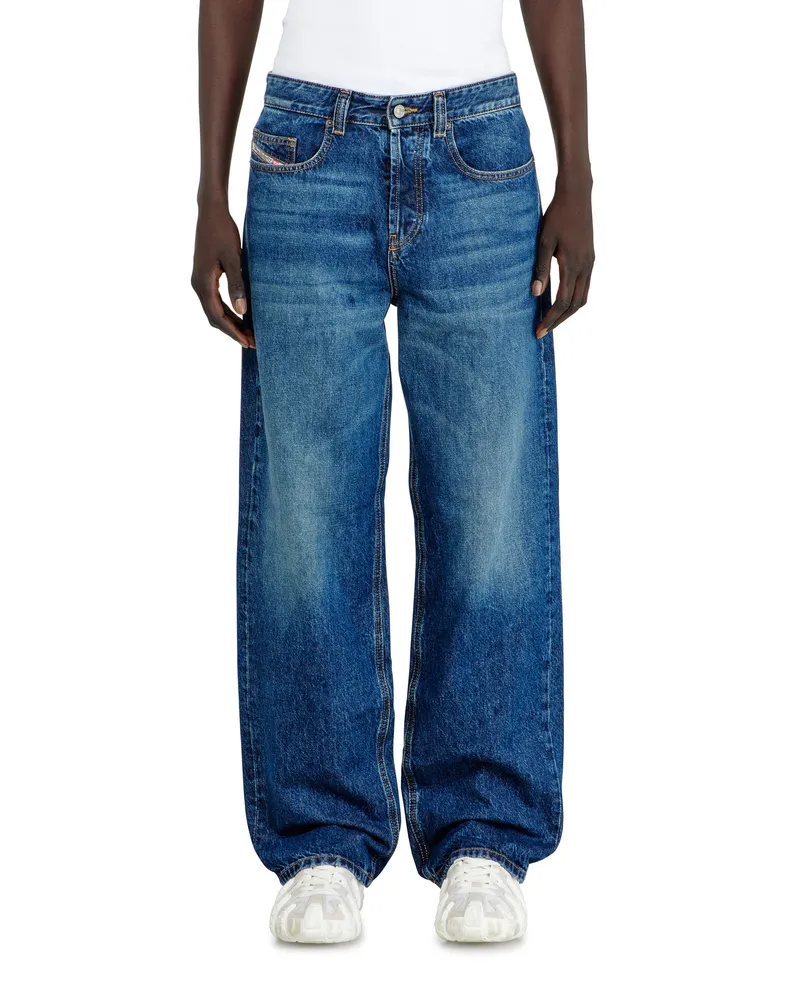 Diesel Relaxed Jeans Low Waist 2001 D-Macro, Mittelblau, Knopfverschluss Blau