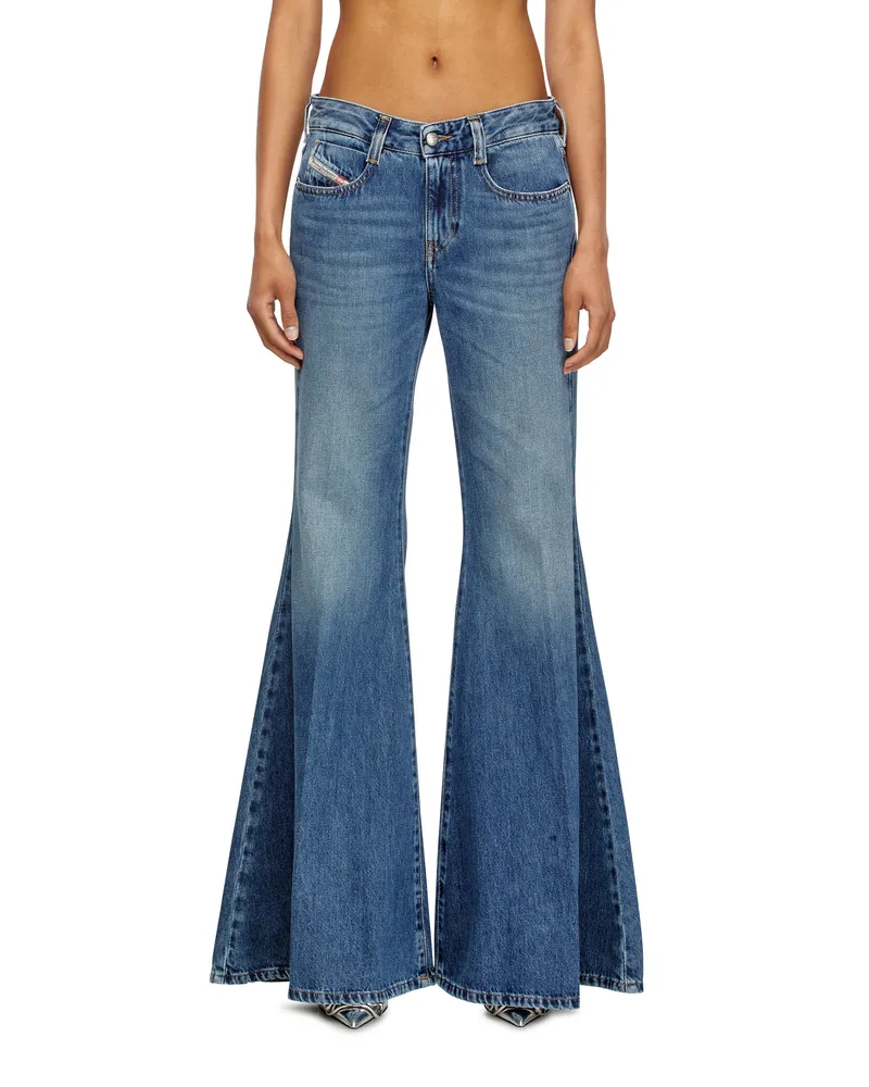 Diesel Flare Jeans Low Waist 1970 D-Bleess, Mittelblau, Reißverschluss Blau