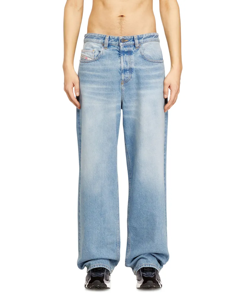 Diesel Relaxed Jeans Low Waist 2001 D-Macro, Hellblau, Knopfverschluss Blau