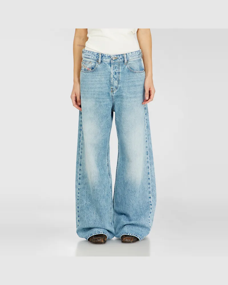 Diesel Relaxed Jeans Low Waist 1996 D-Sire, Hellblau, Knopfverschluss Blau