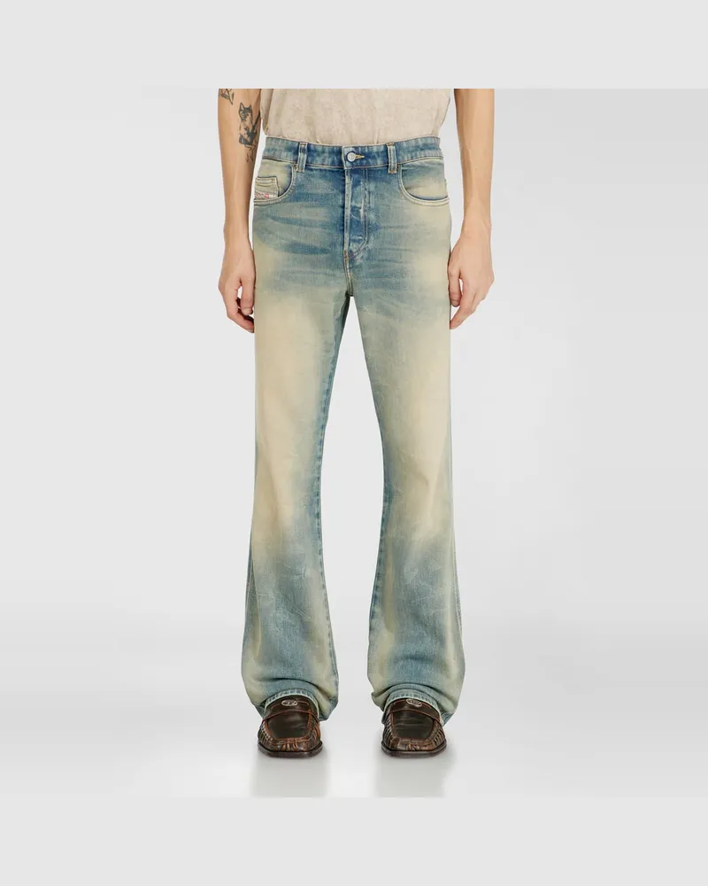 Diesel Bootcut Jeans Regular Waist 1998 D-Buck, Mittelblau, Knopfverschluss Blau