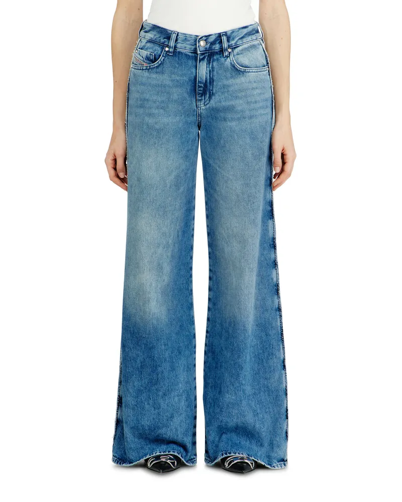 Diesel Flare Jeans Regular Waist 1978 D-Akemi - Jeans - Damen - Blau Blau