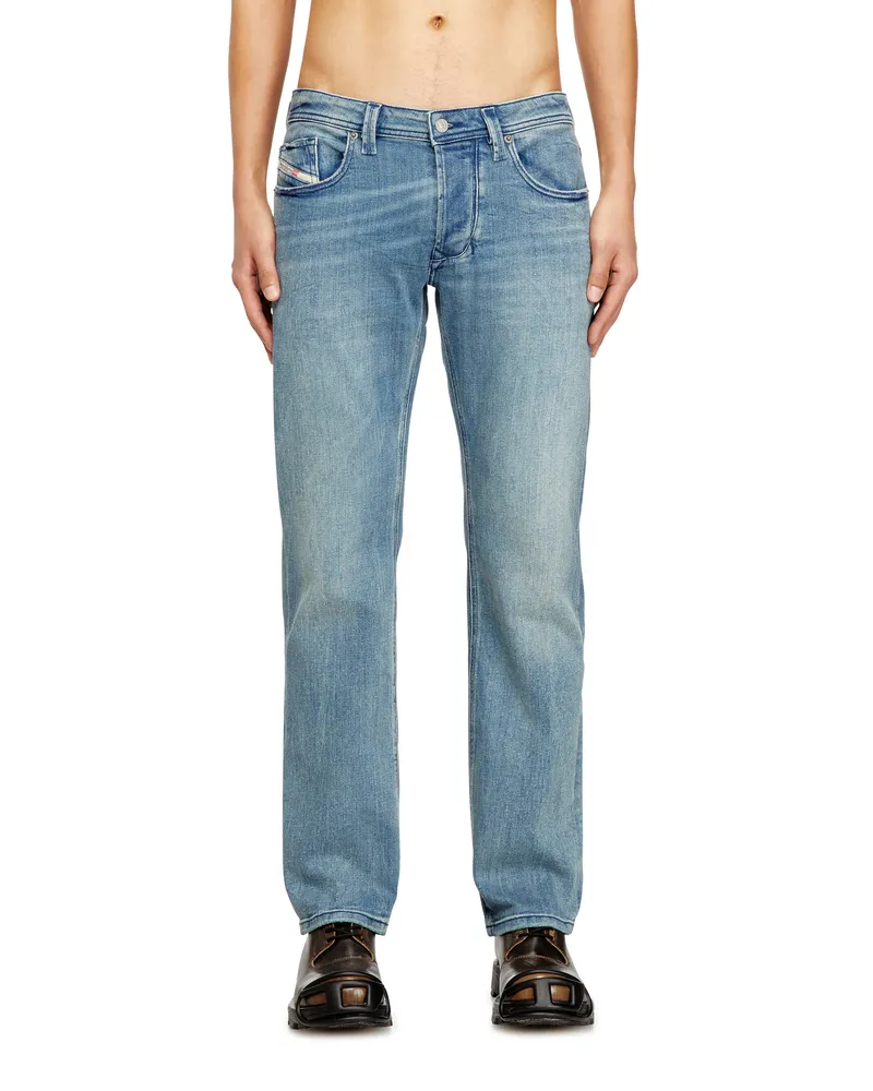 Diesel Regular Jeans Low Waist 1985 Larkee, Mittelblau, Knopfverschluss Blau