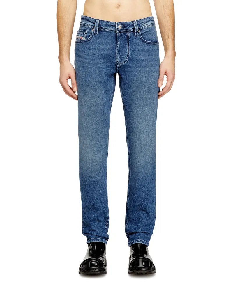 Diesel Regular Jeans Low Waist 1986 Larkee-Beex, Mittelblau, Knopfverschluss Blau