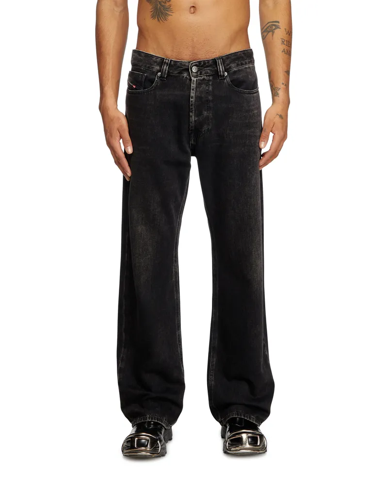 Diesel Relaxed Jeans - 1980 D-Eeper - Jeans - Herren - Schwarz Schwarz