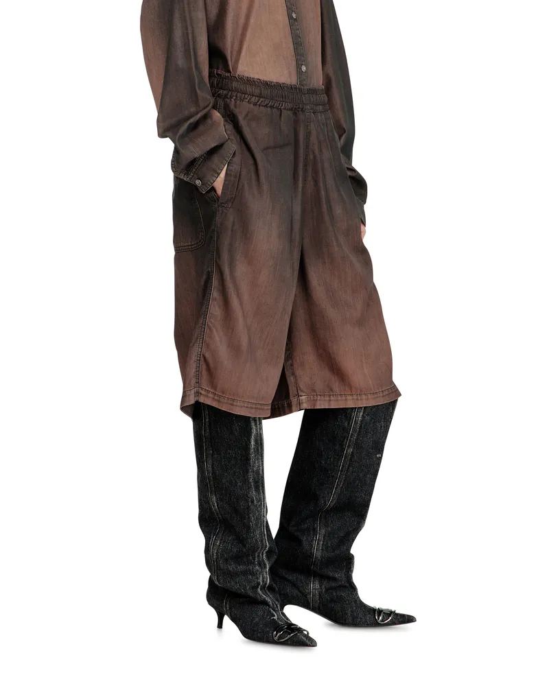 Diesel Lockere Bermudashorts aus fließendem, beschichtetem Denim - Denim Kurze Hose - Unisex 