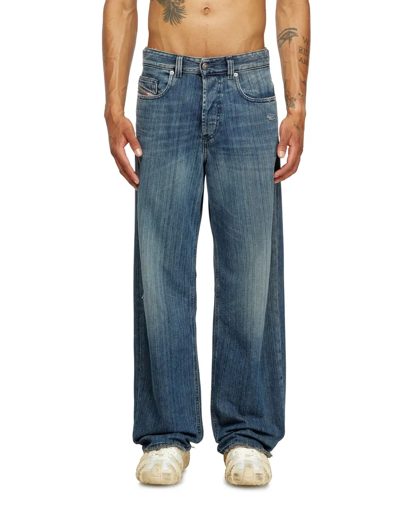 Diesel Relaxed Jeans - 2001 D-Macro - Jeans - Herren - Blau Blau