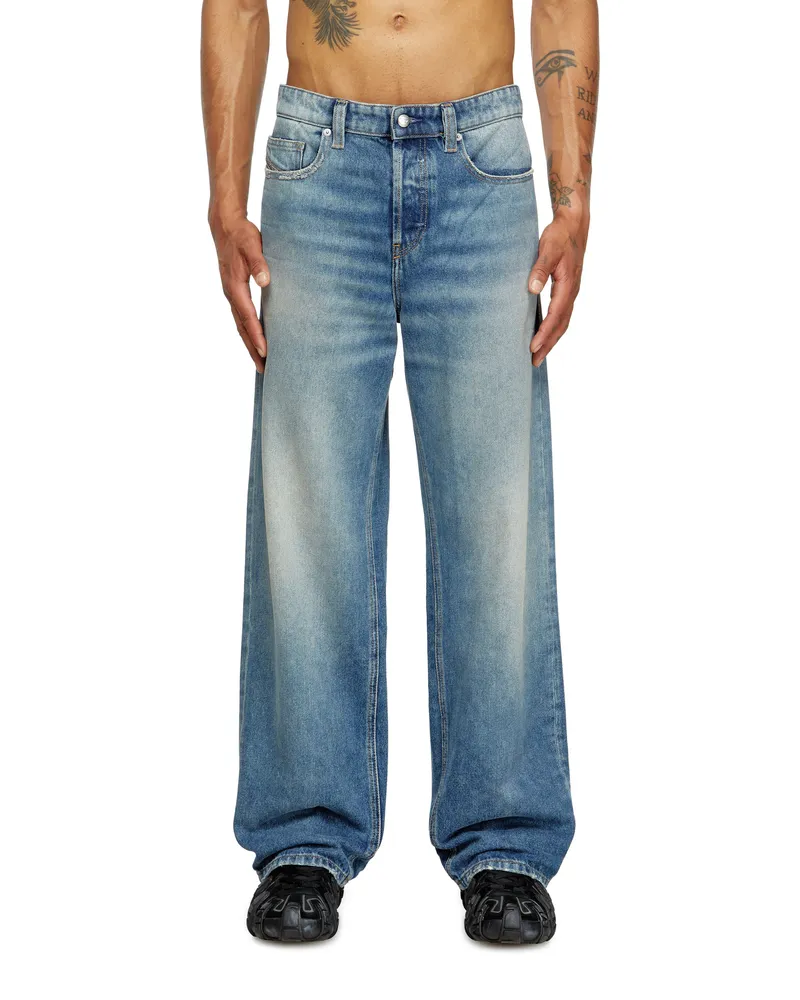 Diesel Relaxed Jeans - 2001 D-Macro - Jeans - Herren - Blau Blau