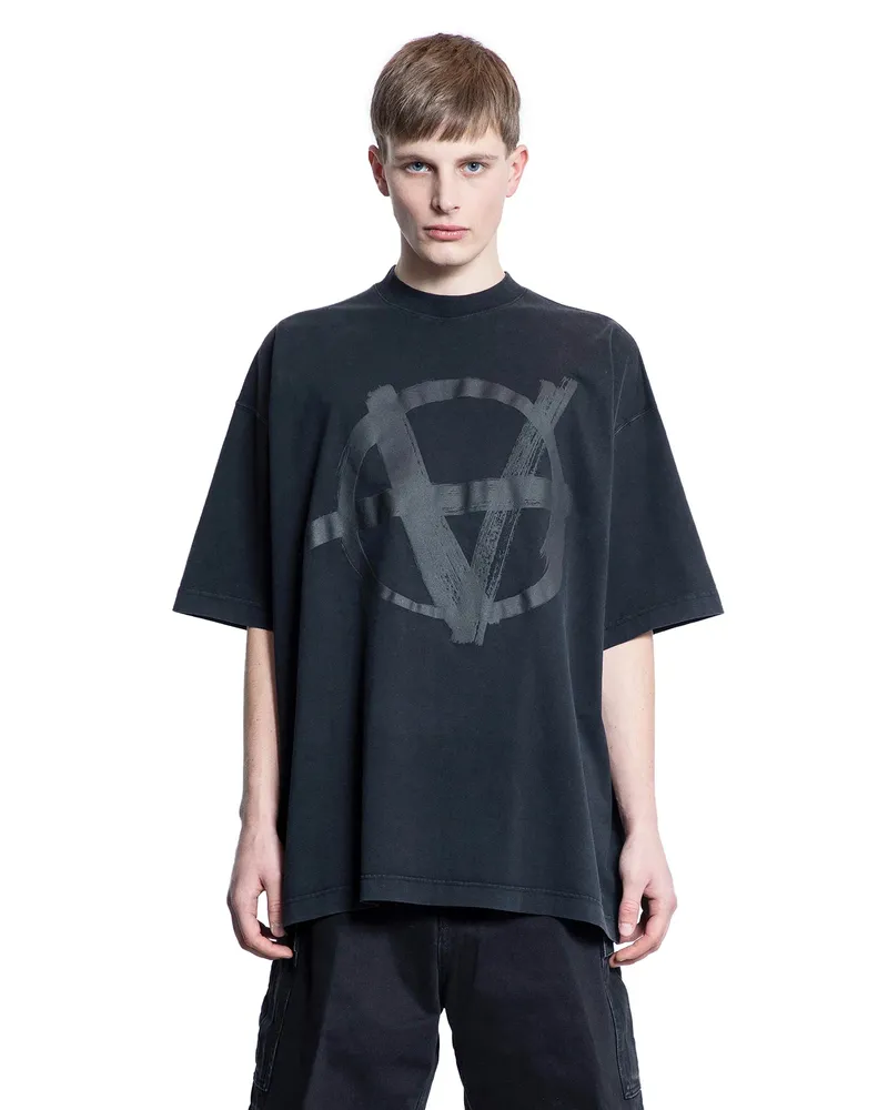 VETEMENTS MAN BLACK T-SHIRTS & TANK TOPS Black