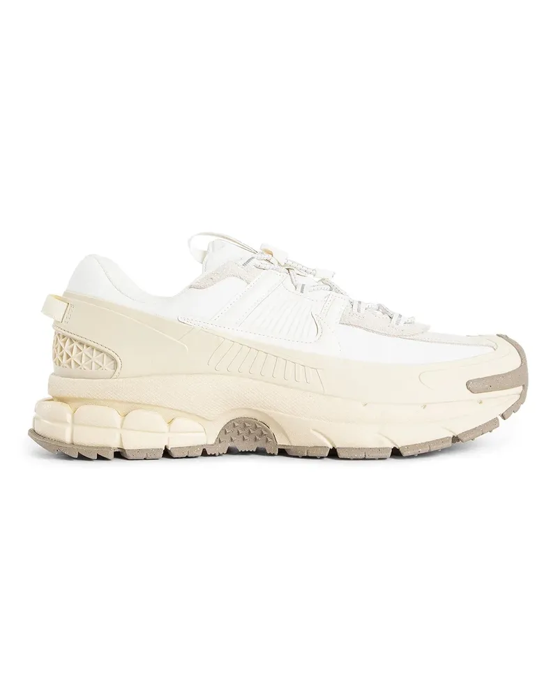 Nike Sneakers Zoom Vomero Roam Off-white