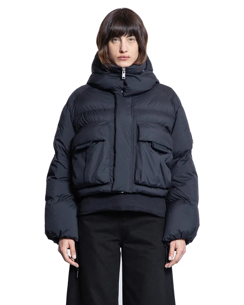 Moncler Willow Smith Collaboration Kar Short Down Jacket Black