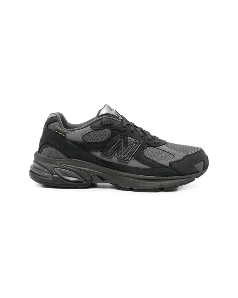 New Balance Panelled Gore-Tex Sneakers Grey