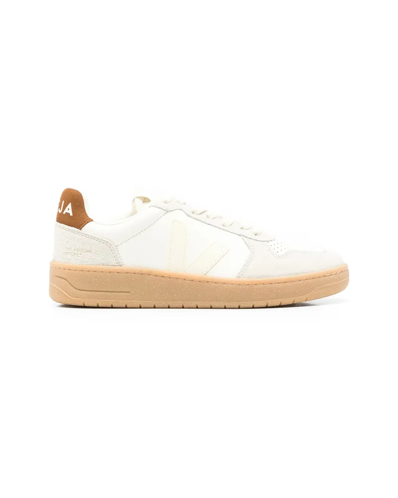 VEJA V-82 Sneakers White