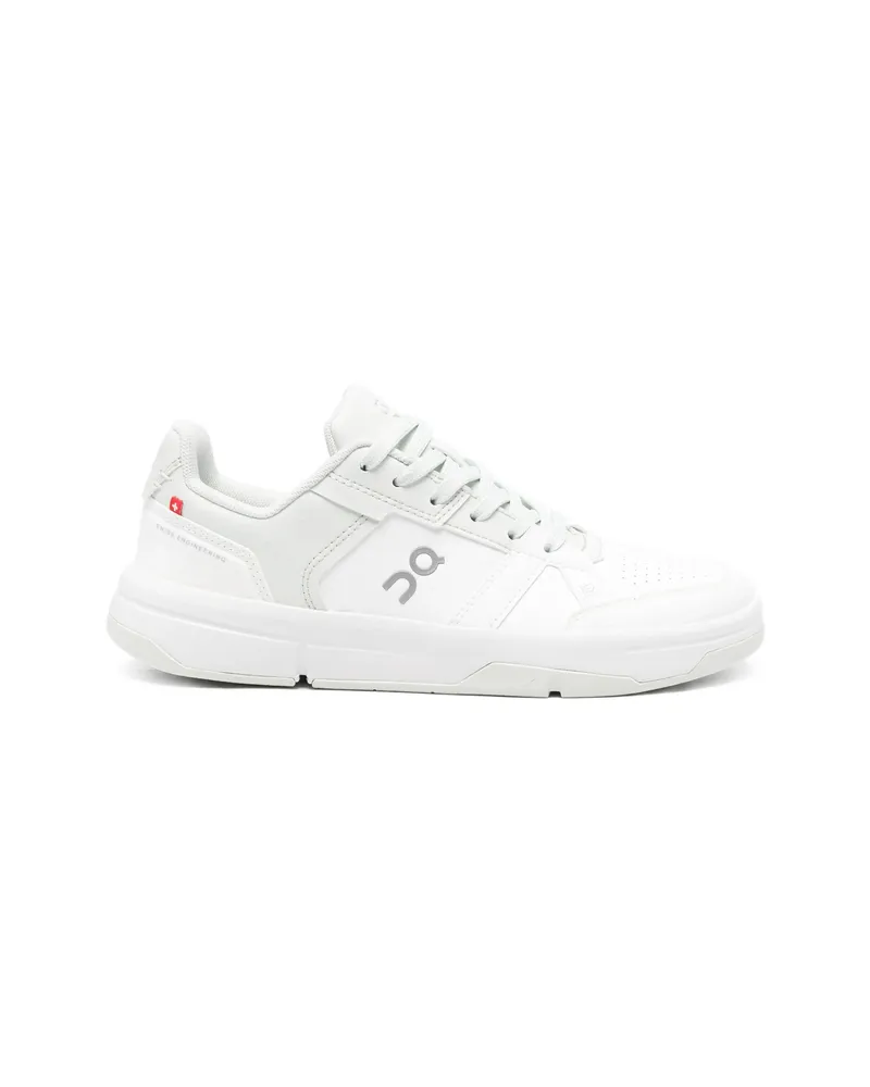 ON Roger Clubhouse Lace-up Sneakers White