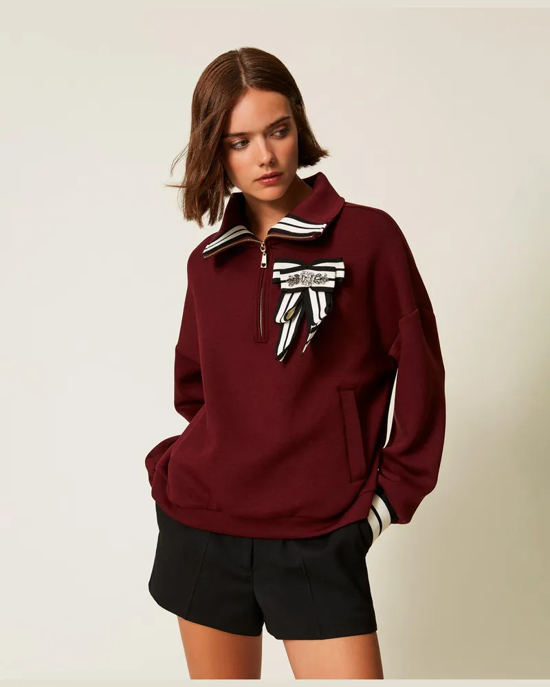 Twin-Set Sweatshirts und -jacken - Sweatshirt aus Scuba-Gewebe mit Schmuckbrosche, Red Wine, Größe Red