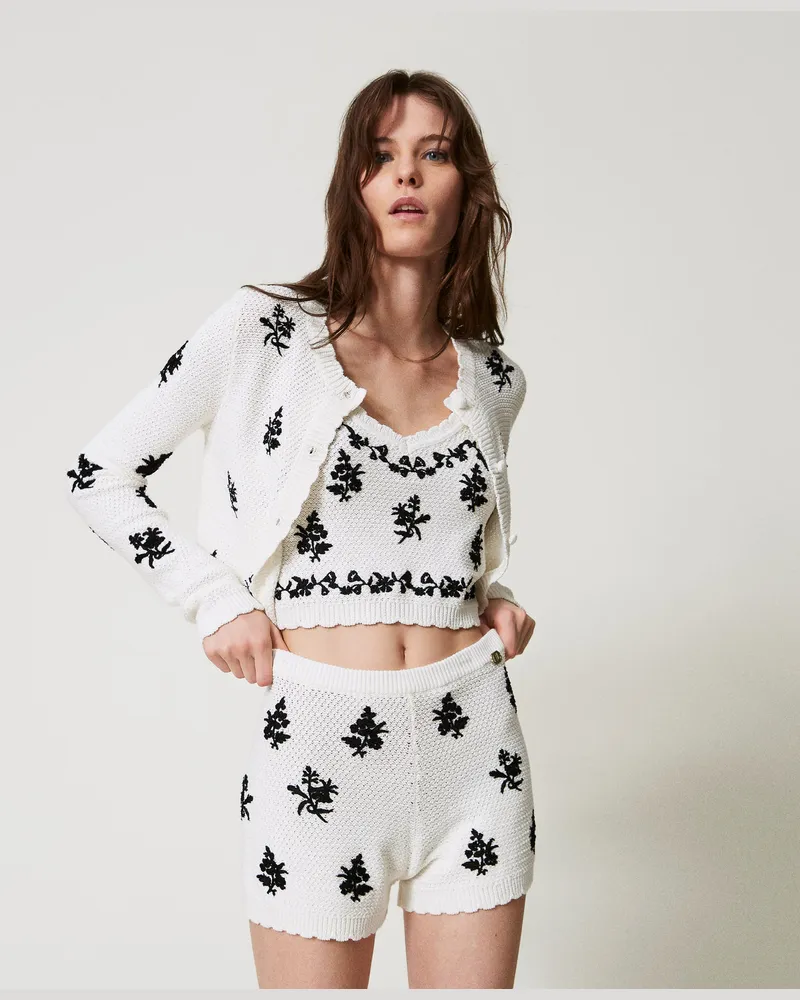 Twin-Set Hosen - Strickshorts mit Stickblumen, "Schneeweiß"-Weiß Stickerei Schwarz, Mit Blumen, Größe Schneeweiß-weiß