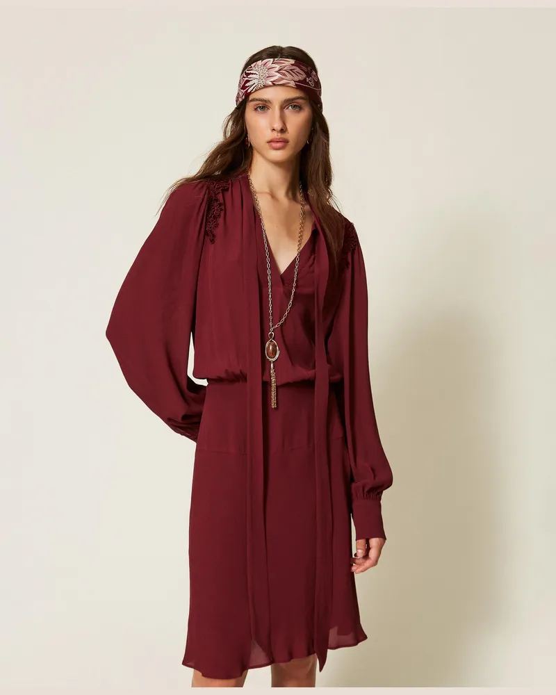 Twin-Set Kurzes Kleid aus Crêpe de Chine mit Stickerei, Damen, Bordeaux Bordeaux