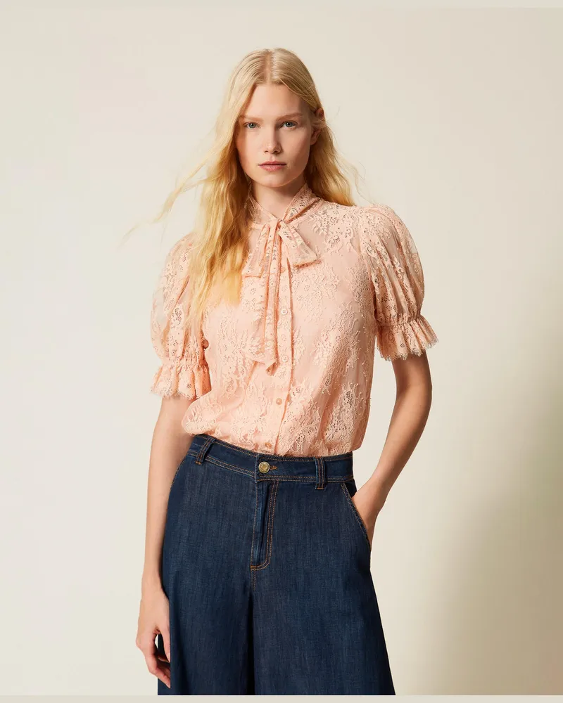 Twin-Set Hemden - Hemdbluse aus Spitze mit Schleife, "Peach Pink"-Rosa, Größe Peach