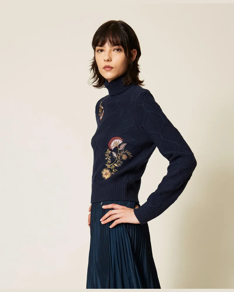 Actitude by Twinset Rollkragenpullover aus Wolle mit floralem Stickmotiv Blue