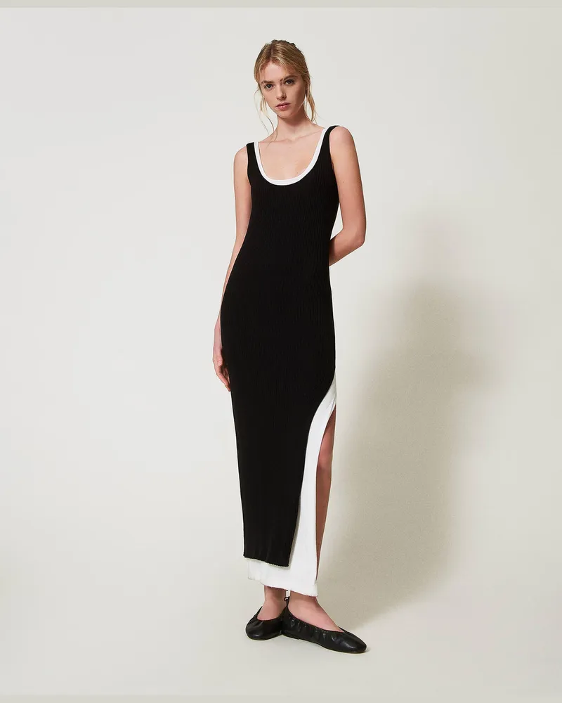 Twin-Set Kleider - Figurbetontes Strickkleid mit Trompe-l'Œil-Effekt, Zweifarbig Schwarz / Schneeweiß, Baumwolle, Größe Zweifarbig