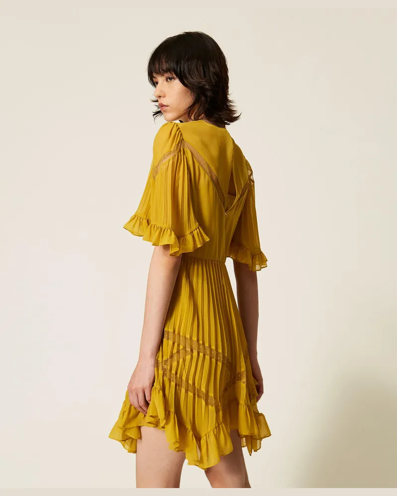 Twin-Set Kurzes Kleid aus Plissee-Chiffon mit Tüll Senfgelb