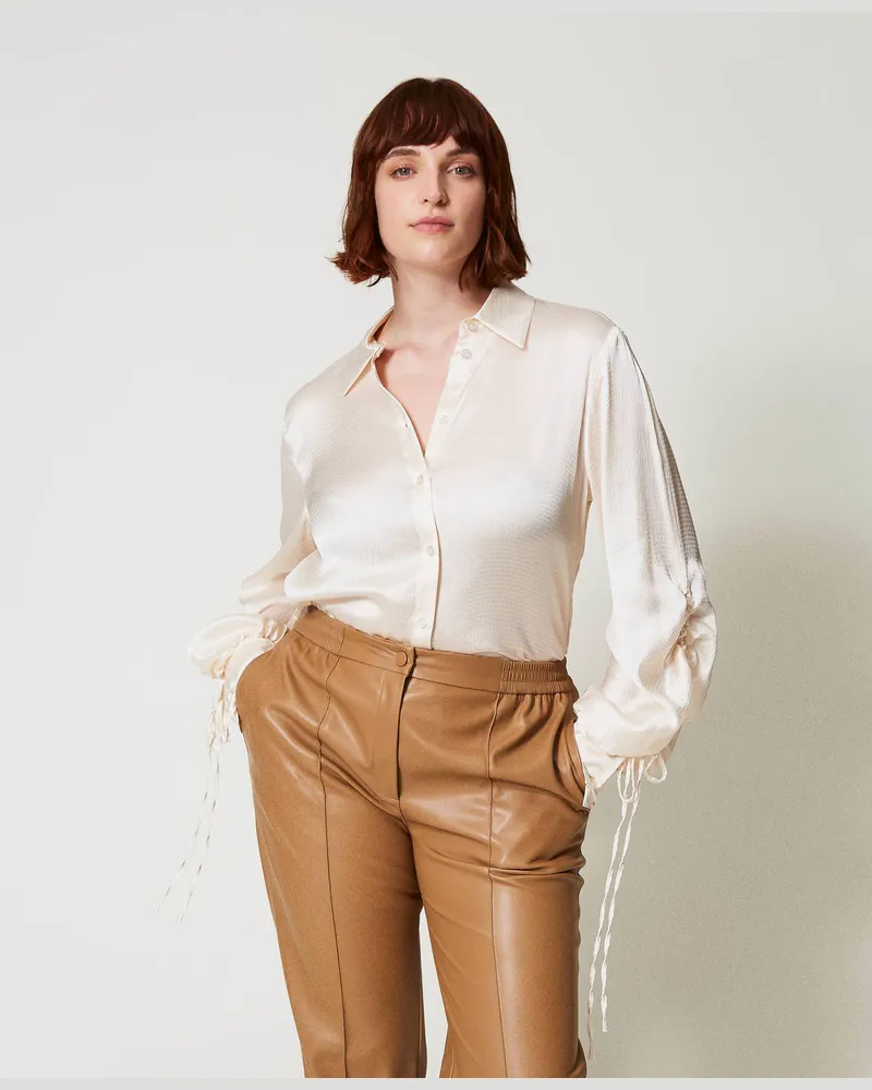 Twin-Set Hemden - Hemd aus texturiertem Satin mit Cut-outs, „Old White", Größe „old