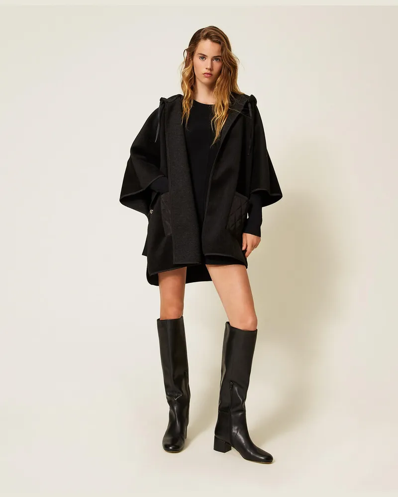 Twin-Set Jacken und Outerwear - Strickponcho mit Taschen, Schwarz, Einheitsgröße Schwarz