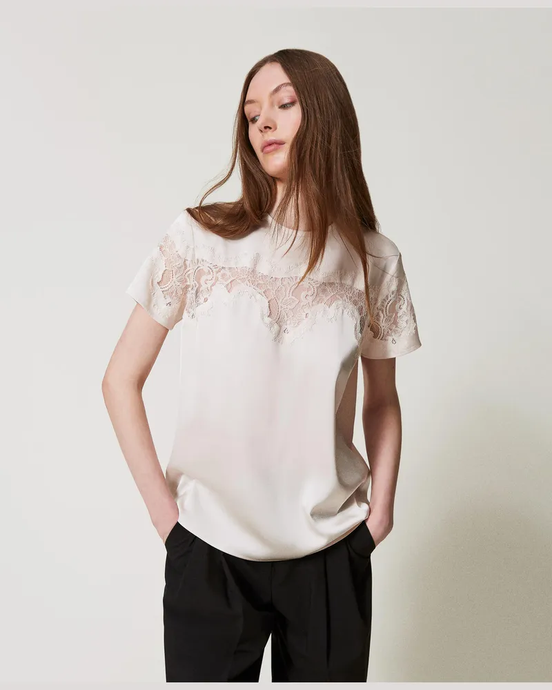 Twin-Set T-Shirts - T-Shirt aus Satin mit Spitze, „Old White", Größe „old