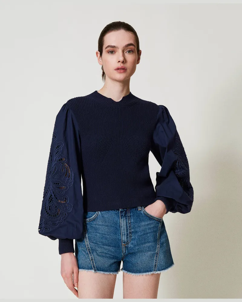 Twin-Set Stehkragenpullover mit bestickten Ärmeln, Blue Night, Größe Blue