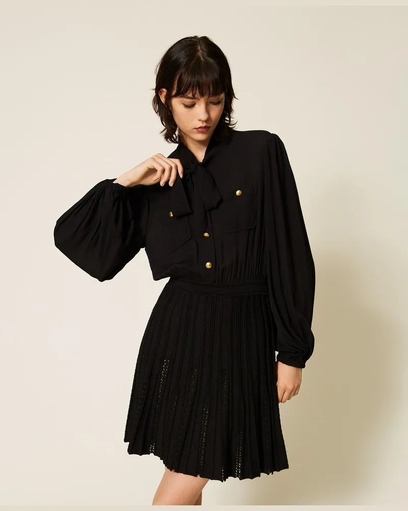 Twin-Set Kurzes Kleid mit Strickrock Schwarz