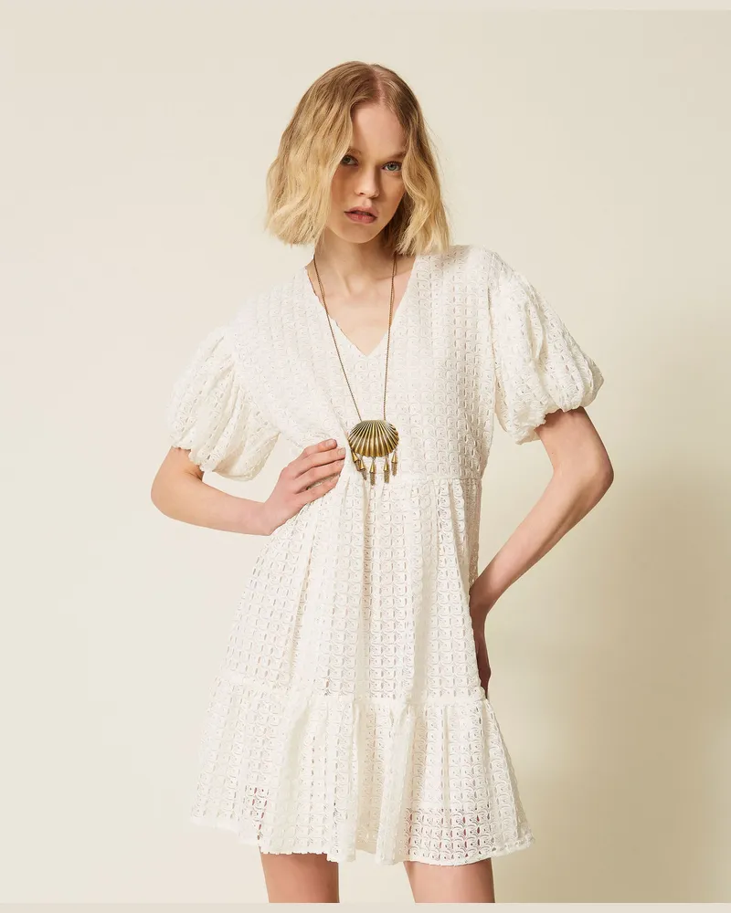 Twin-Set Kleider - Kurzes Kleid im Häkeldessin mit Rüsche, Mattweiß, Jersey, Größe Mattweiß